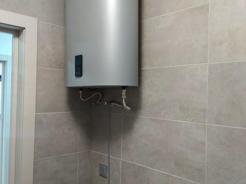 квартира за адресою Олександра Олеся вул., 10