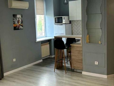 квартира за адресою Володимира Антоновича вул. (Свердлова), 6