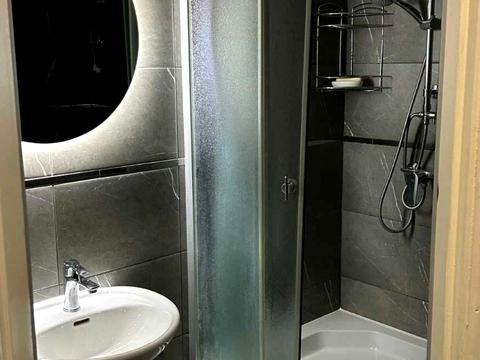 квартира за адресою Володимира Антоновича вул. (Свердлова), 6