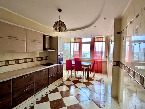 квартира по адресу Верховной Рады бульв., 14-Б