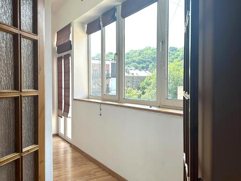 квартира за адресою Братська вул., 5