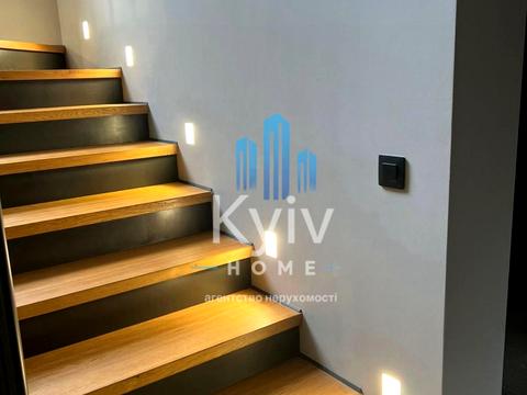 будинок за адресою Богатирська вул.