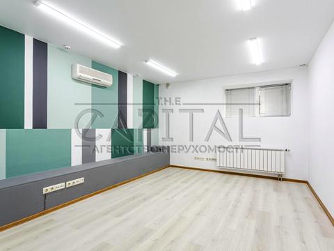 комерційна за адресою Оболонська набережна вул., 19