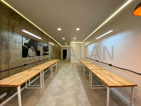 коммерческая по адресу Кловский спуск, 7