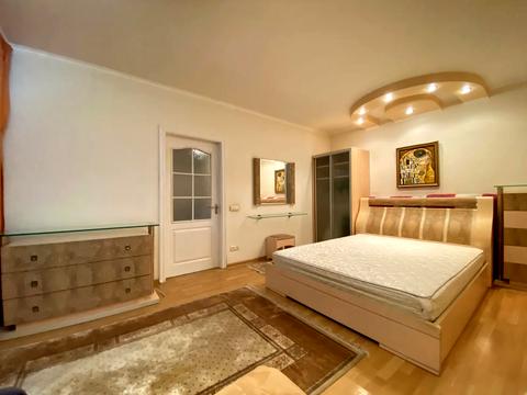 квартира за адресою Срібнокільська вул., 16