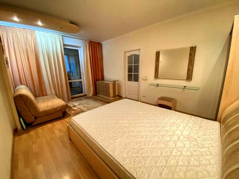 квартира за адресою Срібнокільська вул., 16