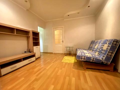 квартира за адресою Срібнокільська вул., 16