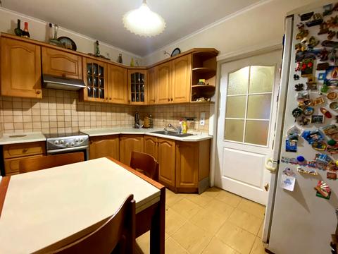 квартира за адресою Срібнокільська вул., 16