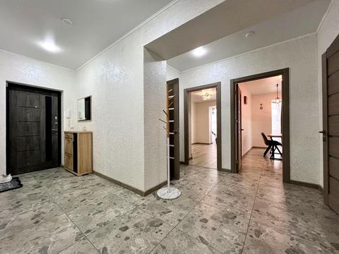 квартира за адресою Андрія Мельника вул., 10