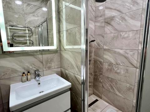 квартира за адресою Андрія Мельника вул., 10