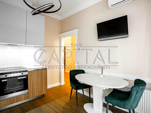 квартира по адресу Джона Маккейна ул. (Кудри Ивана), 7