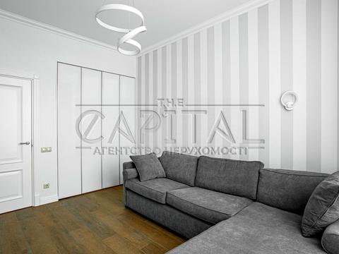 квартира по адресу Джона Маккейна ул. (Кудри Ивана), 7