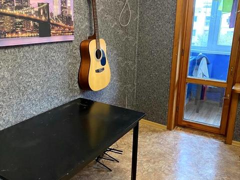 квартира за адресою Шкільна, 8