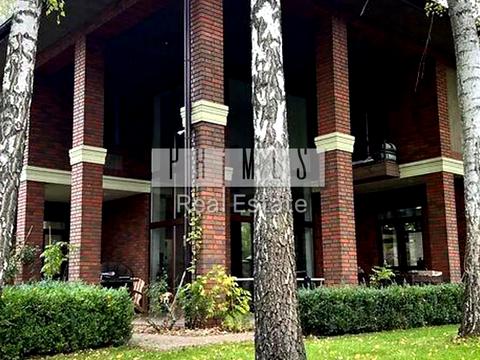 будинок за адресою Берестейський просп. (Перемоги), 151