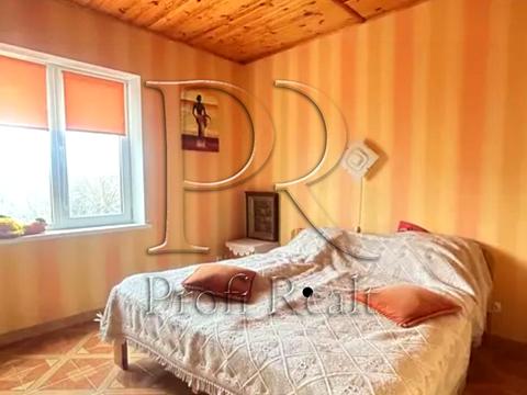 дом по адресу Центральна вулиця