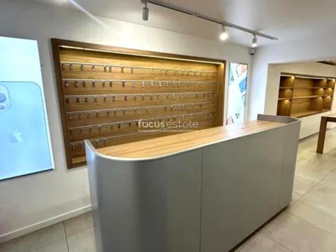 комерційна за адресою Василя Тютюнника вул. (Анрі Барбюса), 49