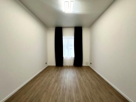 будинок за адресою Бориса Лятошинського вул. (1 Травня)