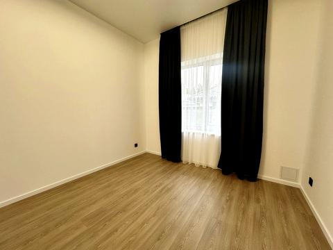 будинок за адресою Бориса Лятошинського вул. (1 Травня)