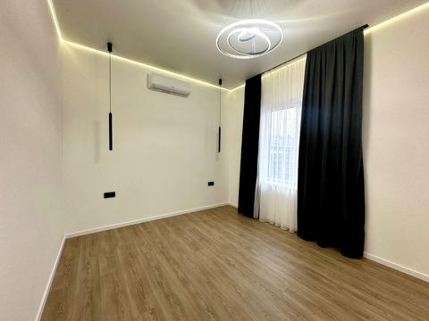 будинок за адресою Бориса Лятошинського вул. (1 Травня)