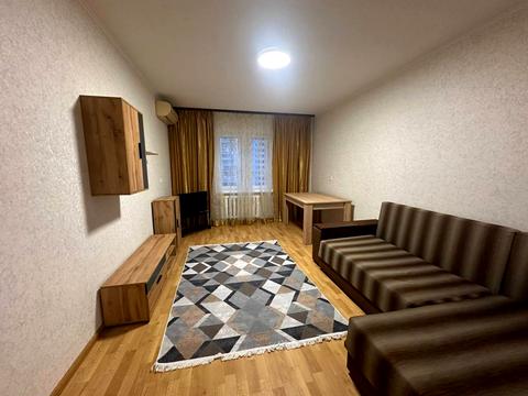 квартира за адресою Драгоманова вул., 1-К