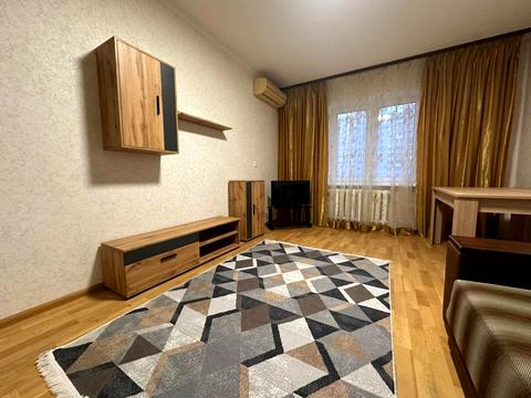 квартира за адресою Драгоманова вул., 1-К