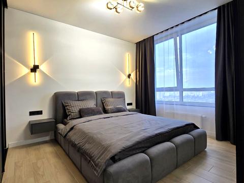 квартира за адресою Причальна вул., 10