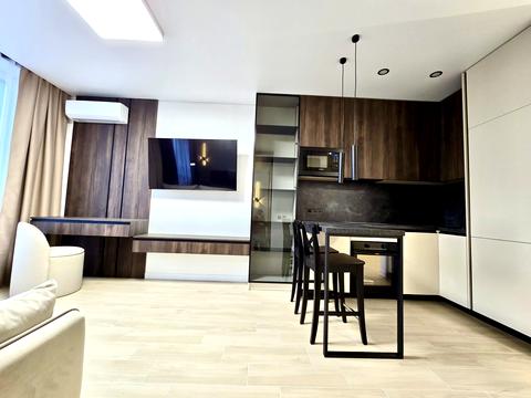 квартира за адресою Причальна вул., 10