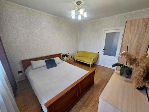 квартира за адресою Небесної Сотні просп. (Маршала Жукова), 83