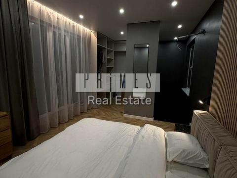 квартира за адресою Абрикосова вул., 4