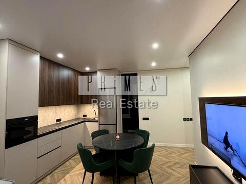 квартира за адресою Абрикосова вул., 4