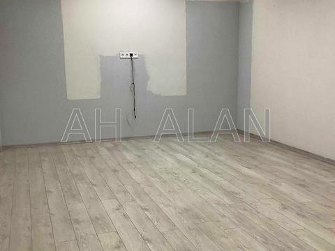 комерційна за адресою Валерія Лобановського просп. (Червонозоряний), 56/21