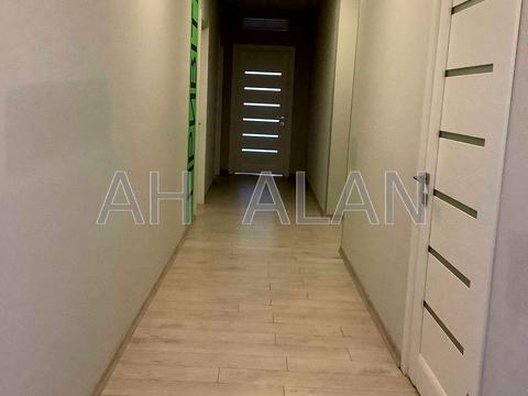 комерційна за адресою Валерія Лобановського просп. (Червонозоряний), 56/21