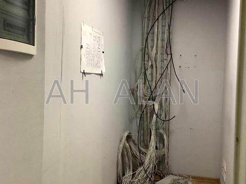 комерційна за адресою Валерія Лобановського просп. (Червонозоряний), 56/21