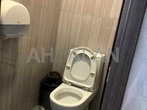 комерційна за адресою Валерія Лобановського просп. (Червонозоряний), 56/21