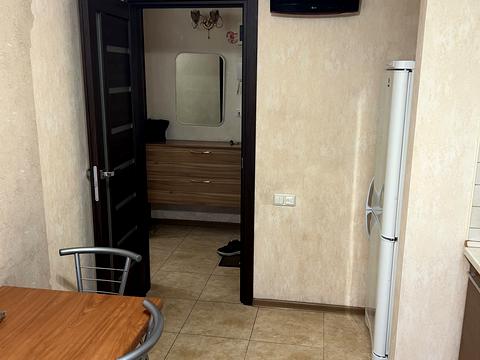 квартира за адресою Позитивна вул. (Джапарідзе), 2