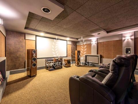 будинок за адресою Квітнева вул.