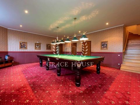 будинок за адресою Квітнева вул.