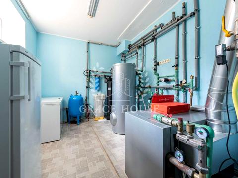 будинок за адресою Квітнева вул.