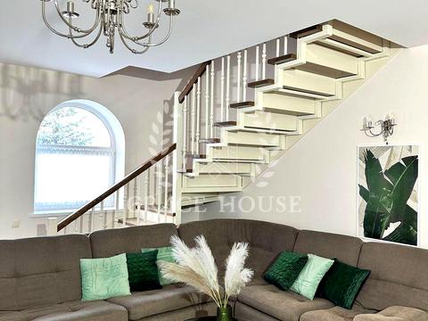 будинок за адресою Анатолія Солов'яненка вул.