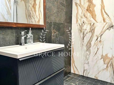 будинок за адресою Анатолія Солов'яненка вул.