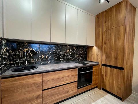 квартира за адресою Салютна вул., 2-Б