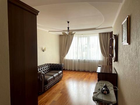 квартира за адресою В'ячеслава Чорновола вул., 20