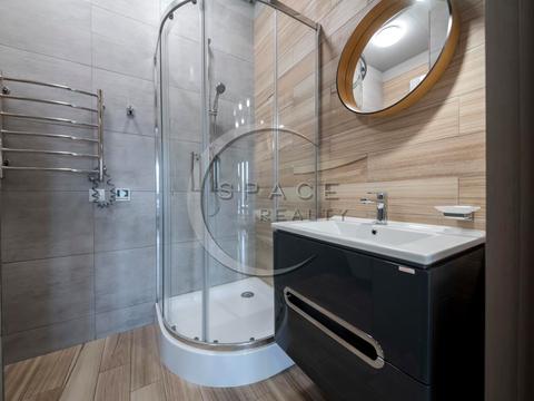 коммерческая по адресу Андрея Верхогляда ул. (Михайла Драгомирова), 14