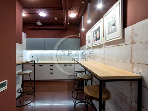 коммерческая по адресу Андрея Верхогляда ул. (Михайла Драгомирова), 14