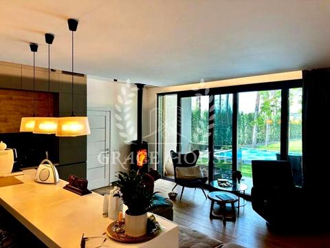 будинок за адресою Лісова