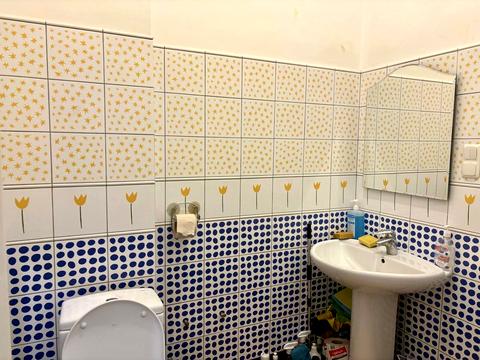 комерційна за адресою Саксаганського вул., 147/5