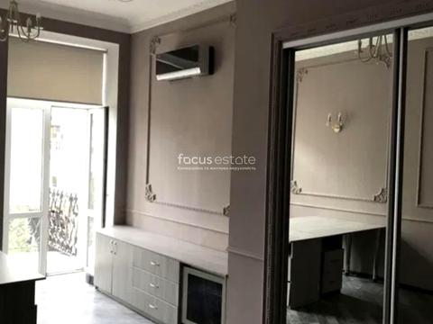 комерційна за адресою Велика Васильківська вул. (Червоноармійська), 26