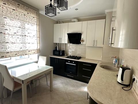 квартира за адресою Архітектора Старова вул., 2/6 к.7