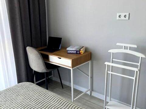 квартира за адресою Михайла Максимовича вул. (Онуфрія Трутенка), 28-Д