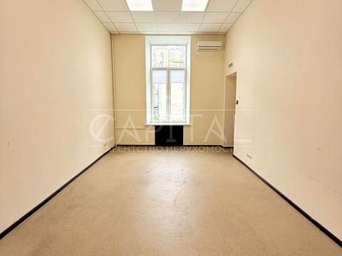 комерційна за адресою Хрещатик вул. (Kreschatic), 5